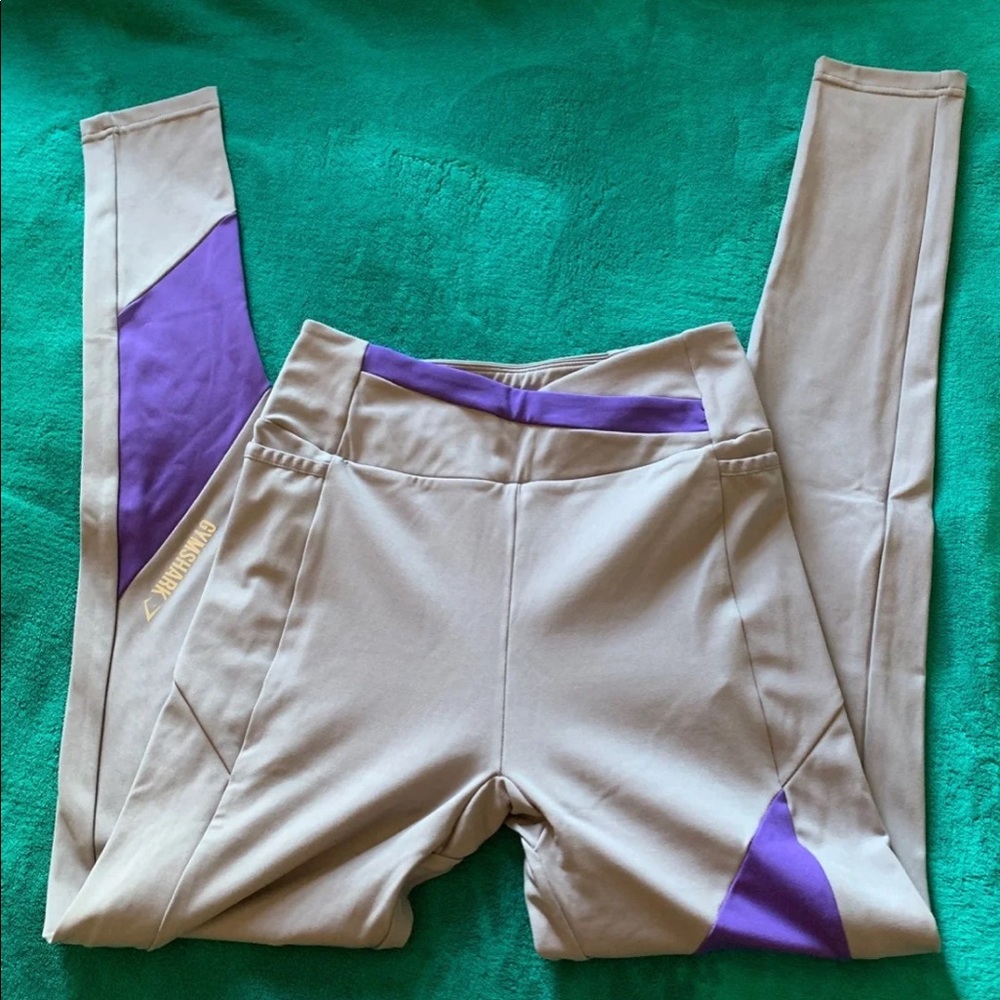 *SOLD*Gymshark Asymmetric Leggings